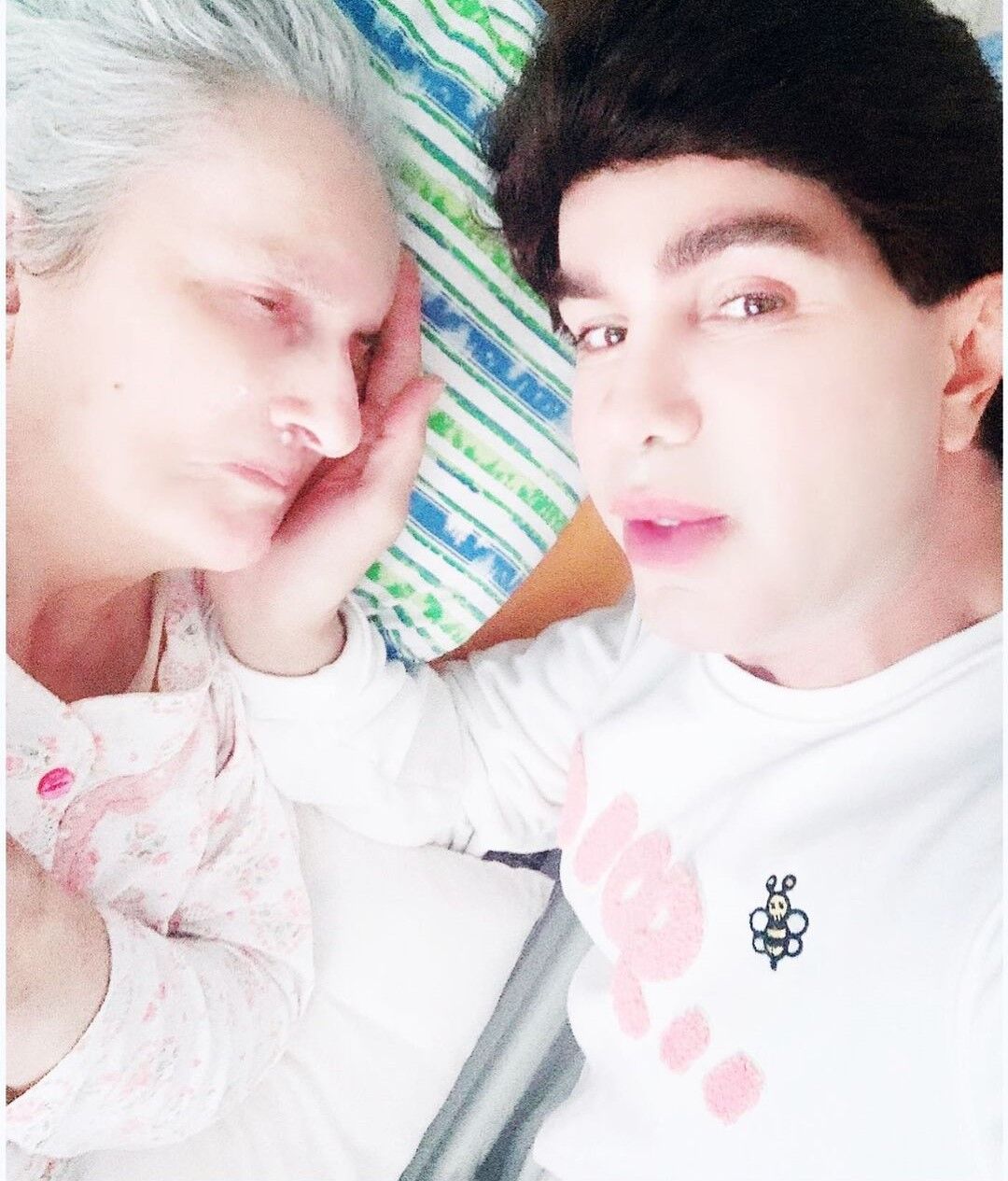 Yılmaz Morgül ve Annesi (2)