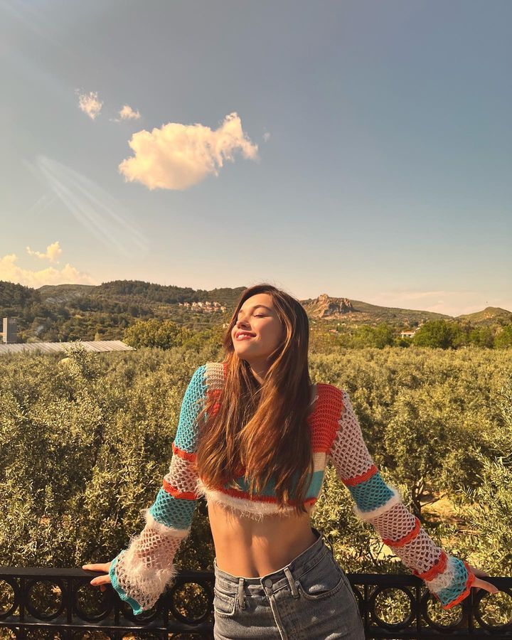 Afra Saraçoğlu (6)-1