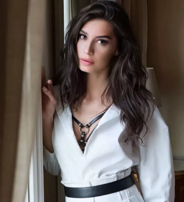 burcu kıratlı