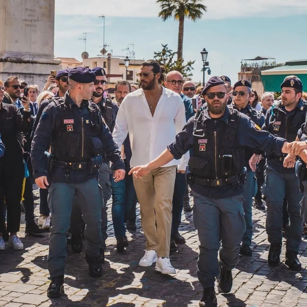 can yaman italya (1)