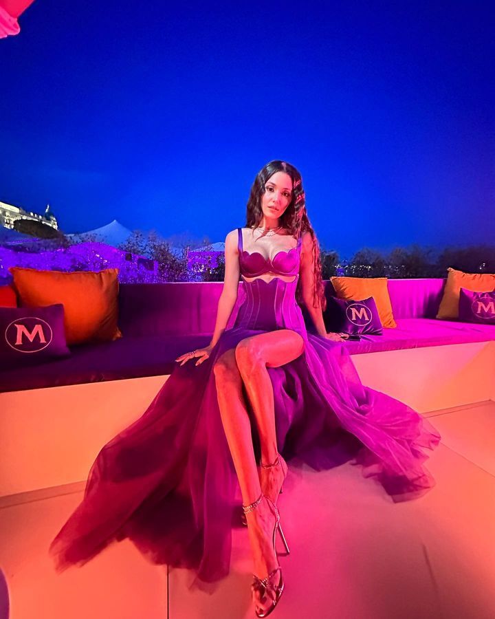 Hande Erçel Cannes (8)