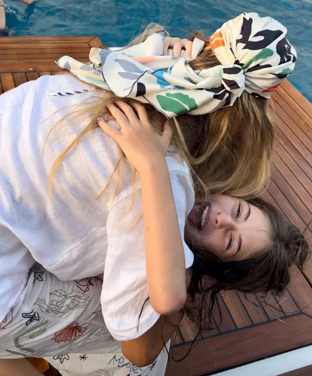 Ayça Çağla Altunkaya ve Melisa Ilıcalı 1