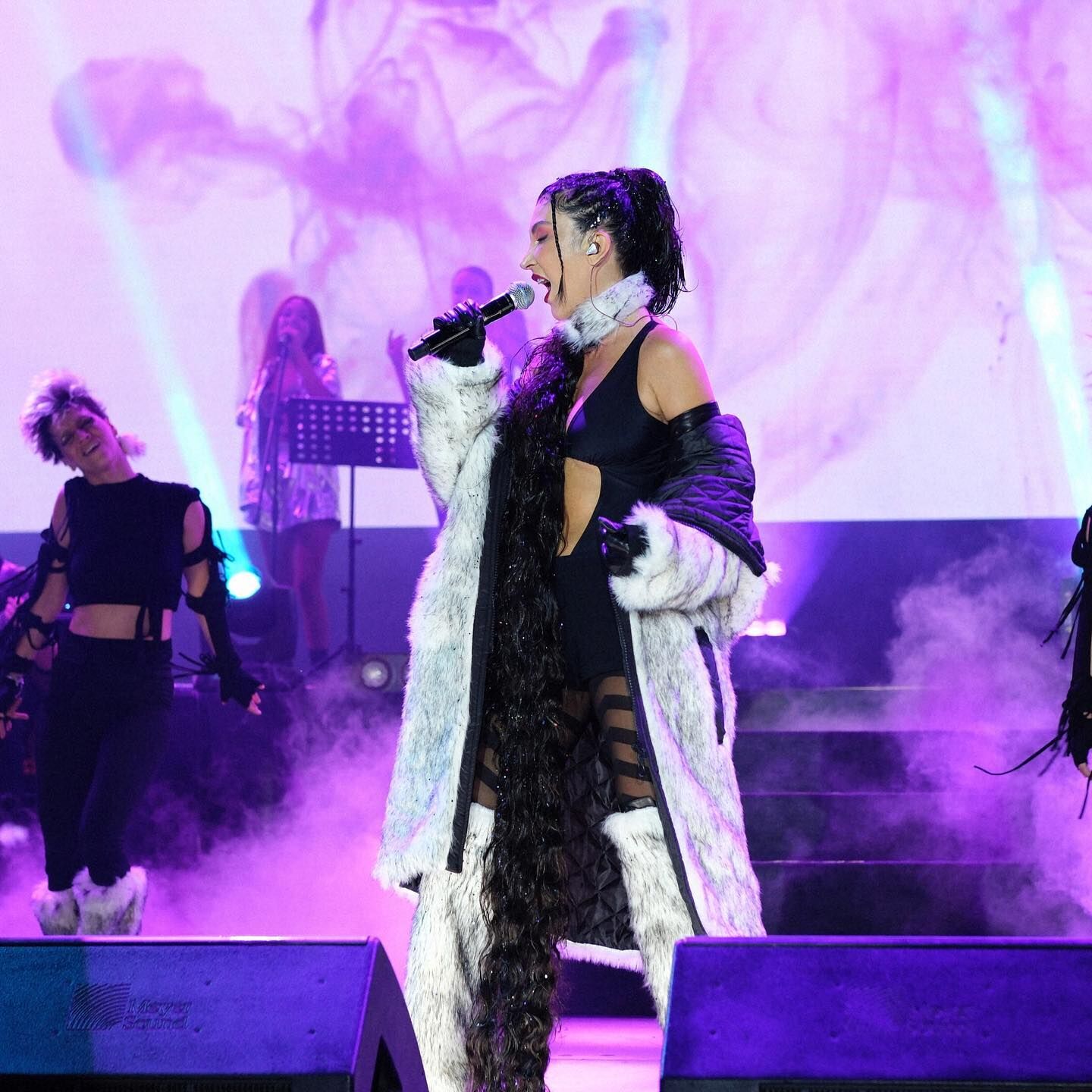 Hande Yener Zayıflama 2