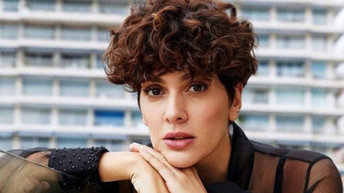Berguzar Korel Sets Comeback with Digital Series,