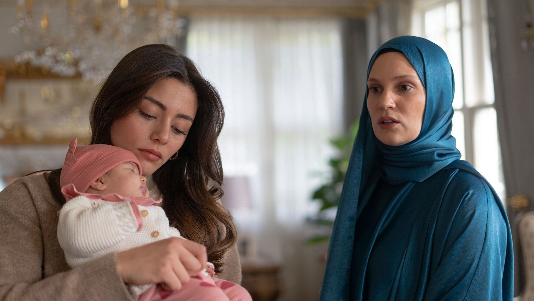 Farah Zeynep Abdullah Dilruba (6)