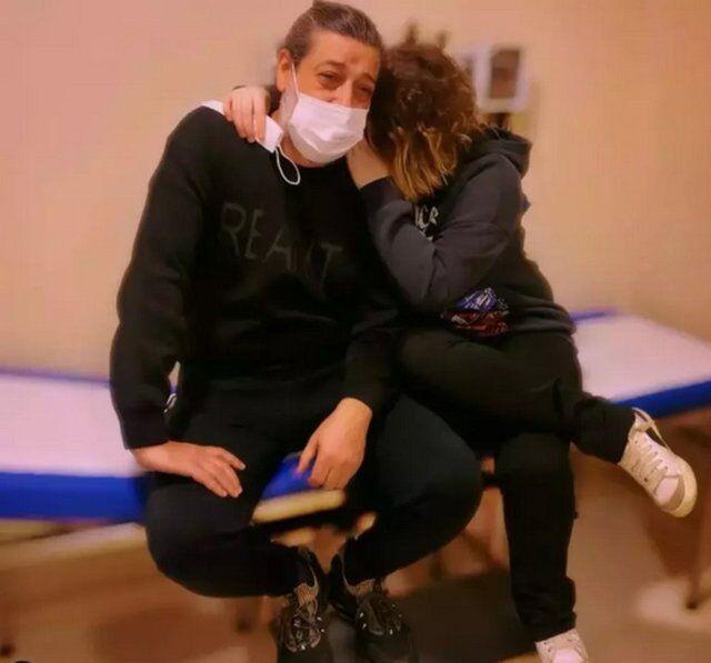 Deniz Uğur Ve Eşi