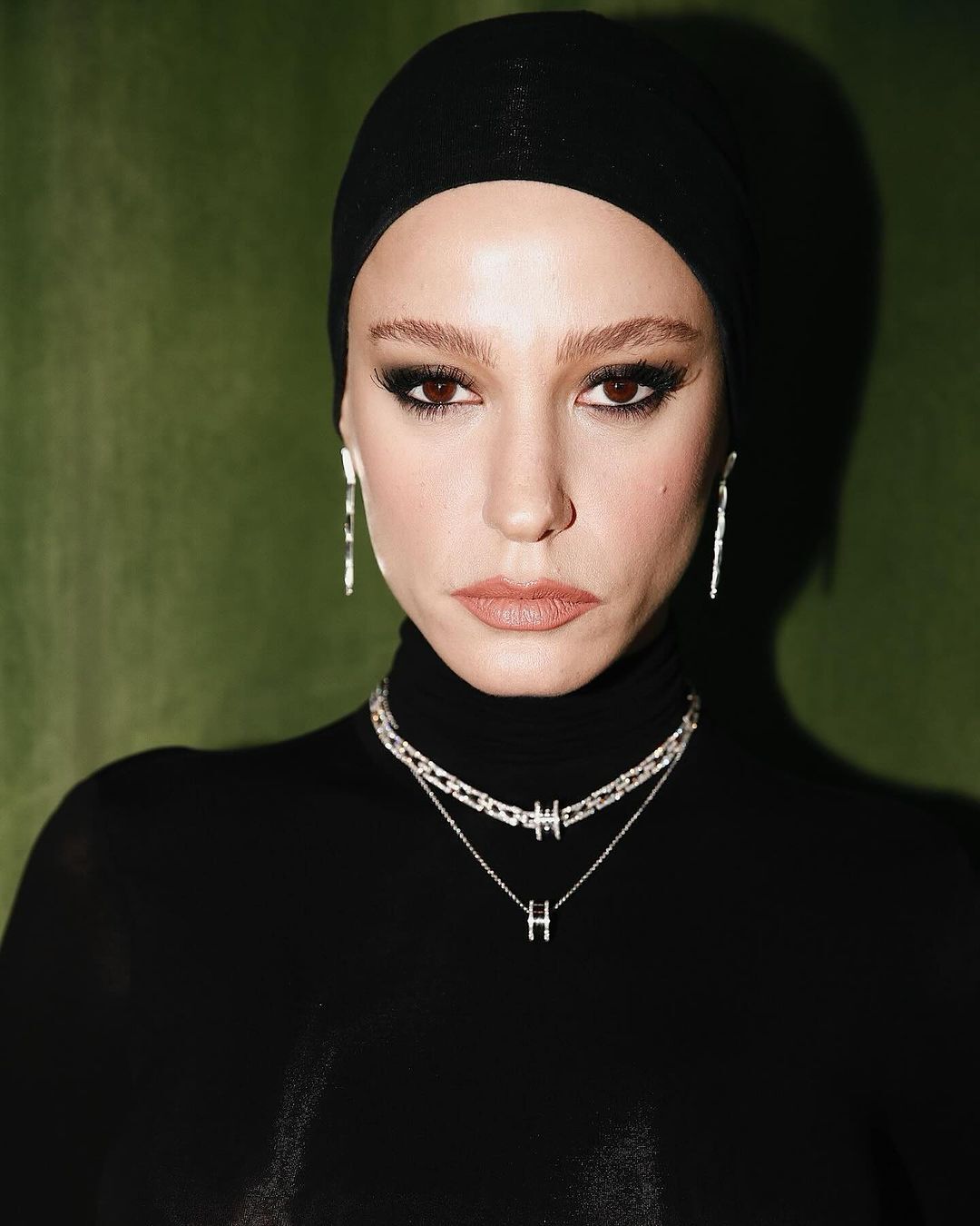 Serenay Sarıkaya Güney Kore Davet (1)