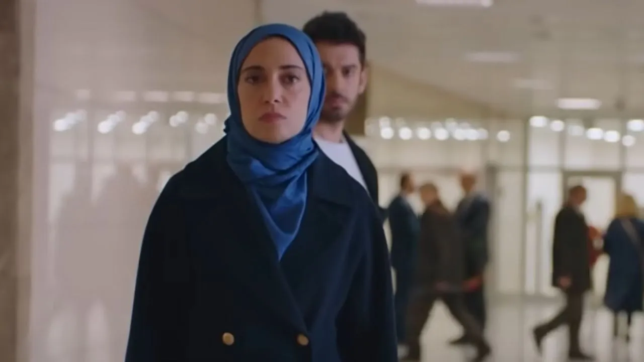 Kızılcık Şerbeti Ayrılık