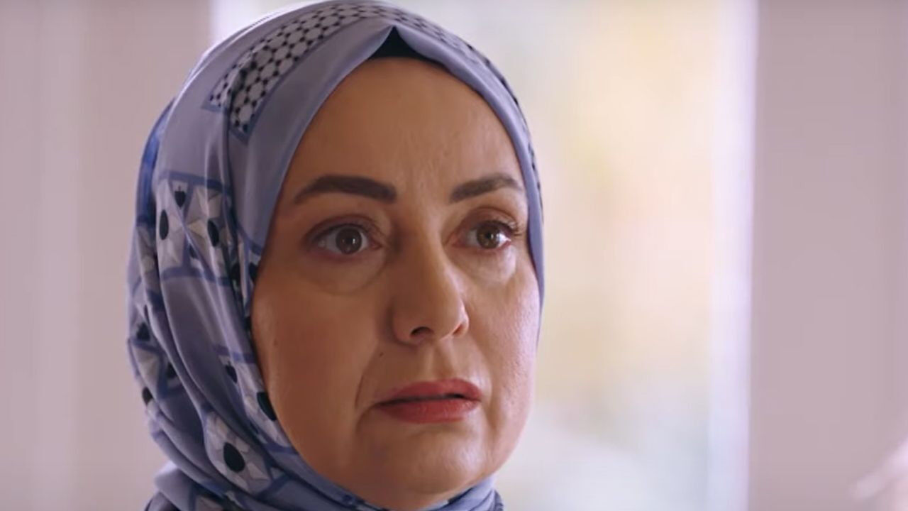Kızılcık Şerbeti Detay 1