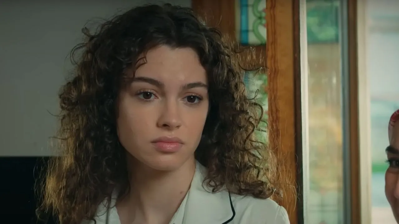 Su Burcu Yazgı Çoşkun Şehrazat
