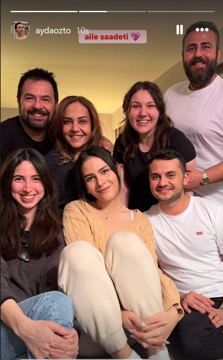 Ayda Aile Fotoğrafı