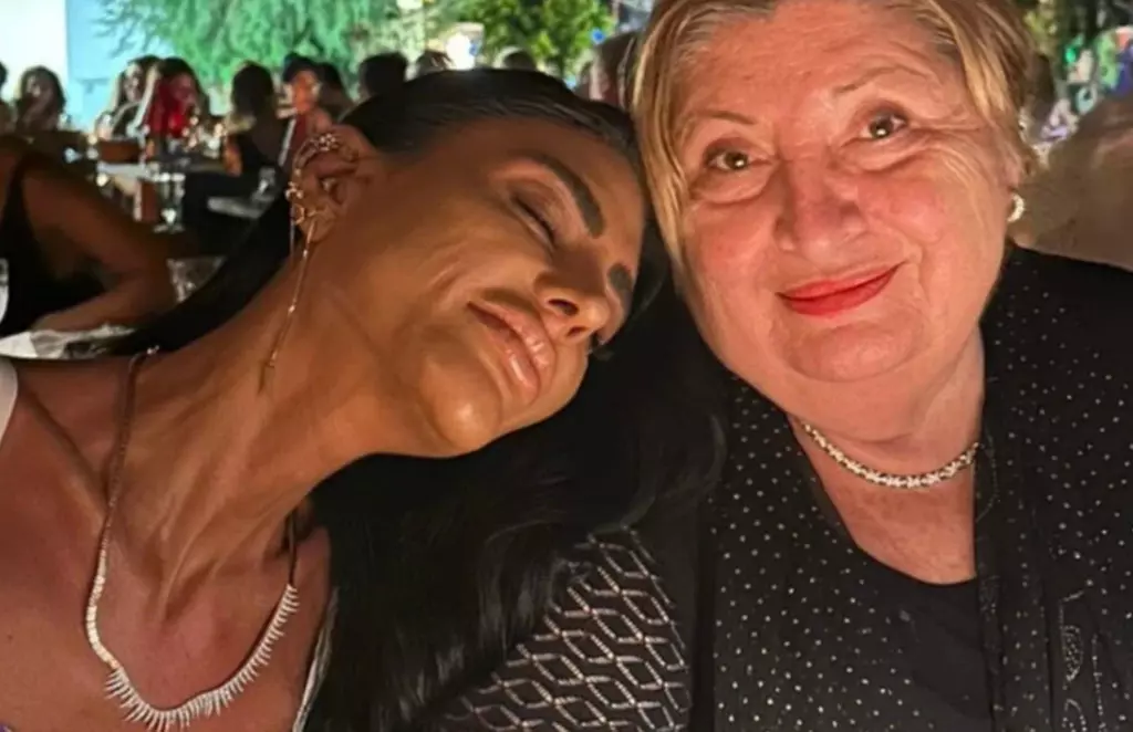 Süreyya Yalçın Anne Acısı