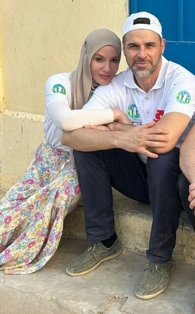 Gamze Özçelik Ve Eşi-2
