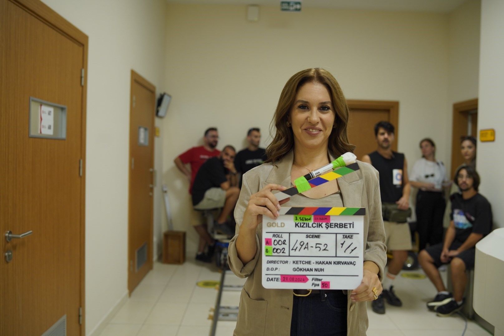 Kızılcık Şerbeti-12