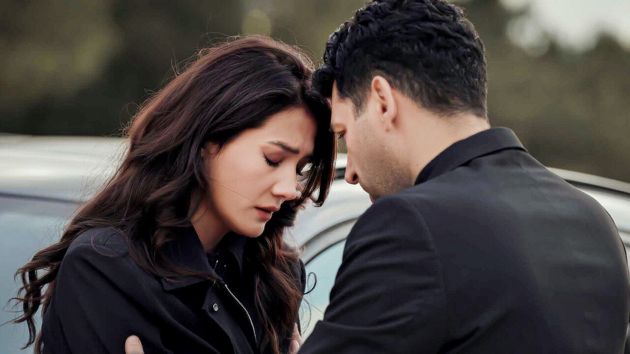 Murat Yıldırım Ve Aybüke Pusat Manşet