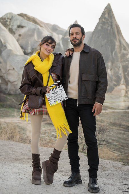 Hande Erçel Barış Arduç (2)
