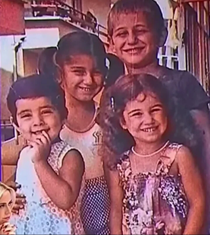 Nadide Sultan Çocukluğu