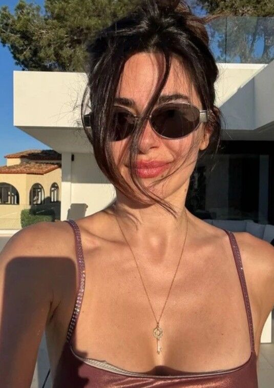 Nesrin Cavadzade (70)