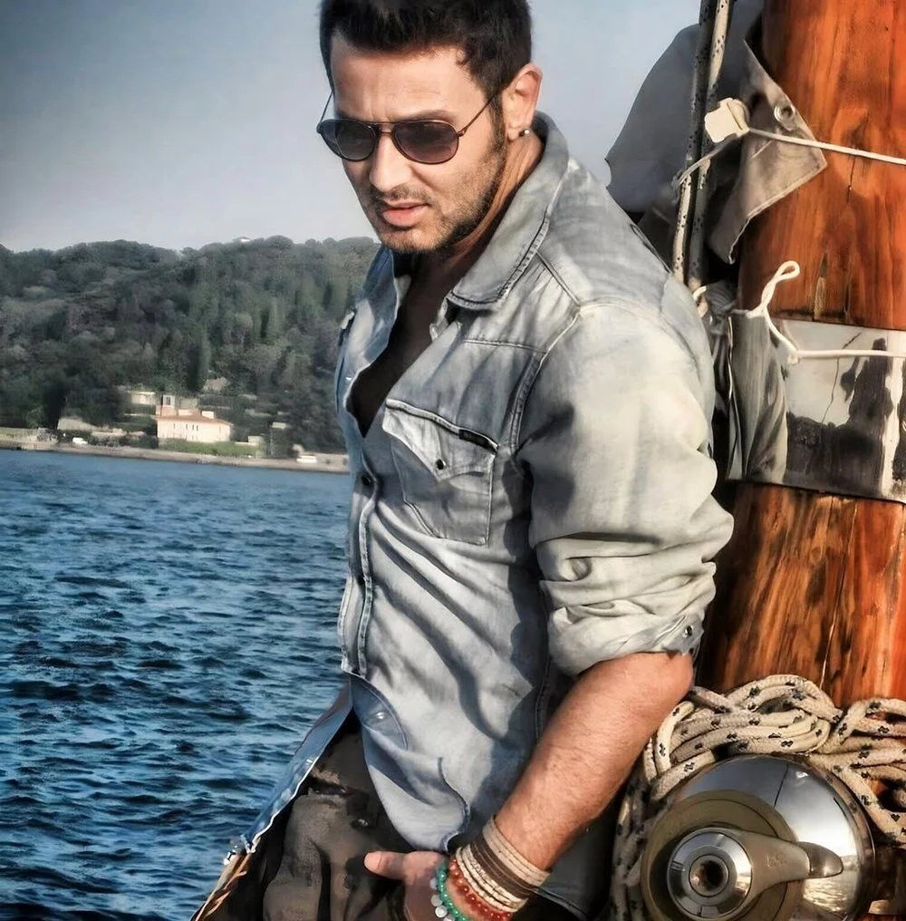 Metin Arolat-4