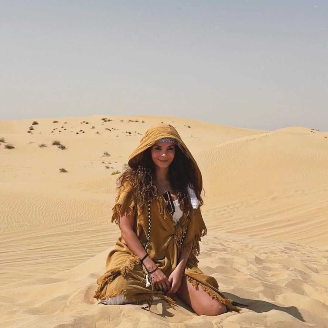 Ebru Şahin Abu Dabi Tatilinden Kareler Paylaştı