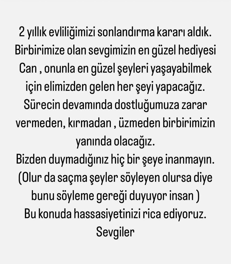 Ezgi Mola (2)