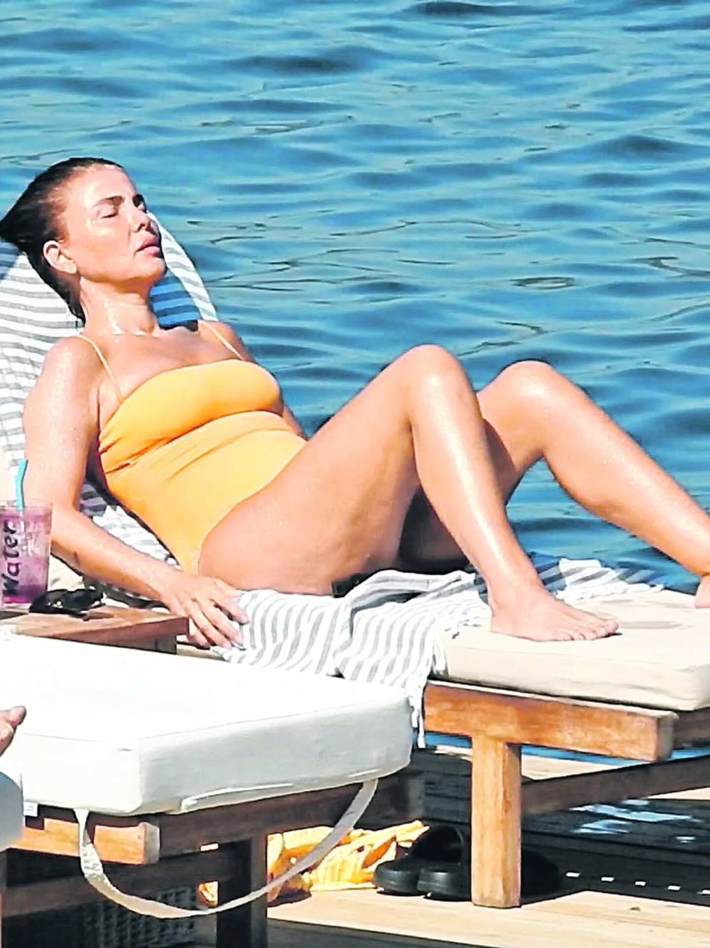 Gülben Ergen Bodrum Tatil 1