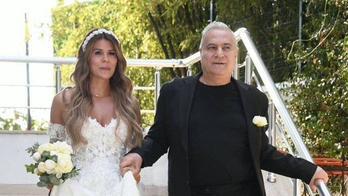 Mehmet Ali Erbil Evlendi