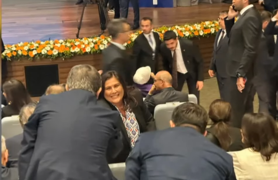 Özlem Çerçioğlu 1