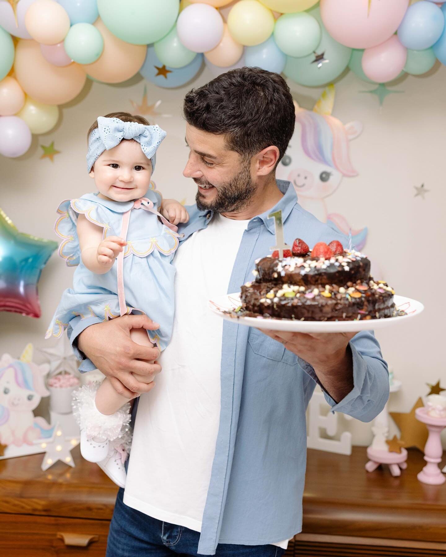 Yıldız Çağrı Atiksoy Ve Berk Oktay (26)