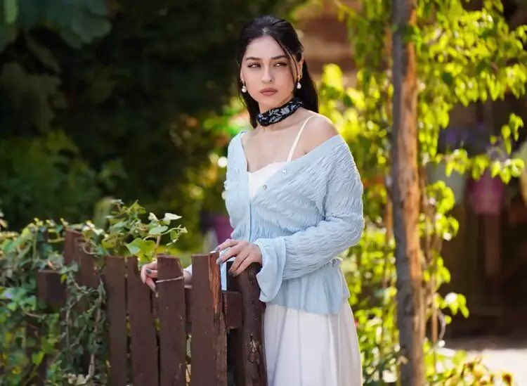 Güller Ve Günahlar (3)