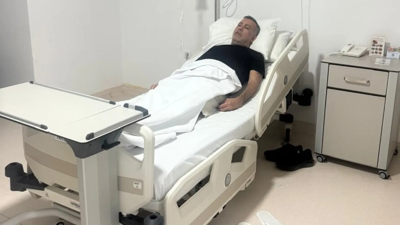 Haluk Levent Hastaneye Kaldırıldı