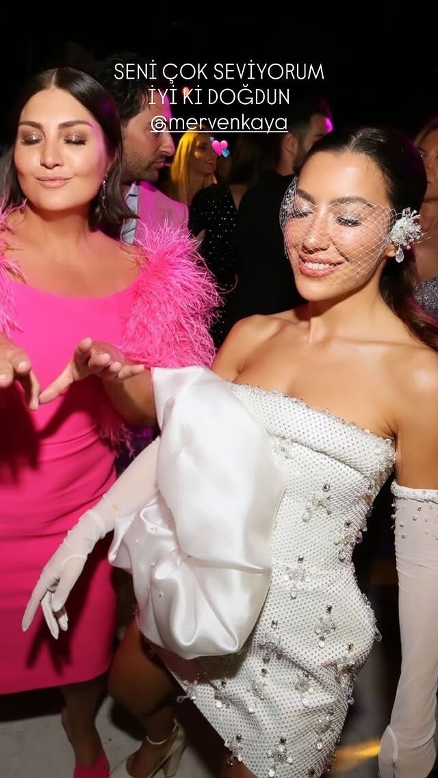 Sibel Can Melisa Ural Doğum Günü