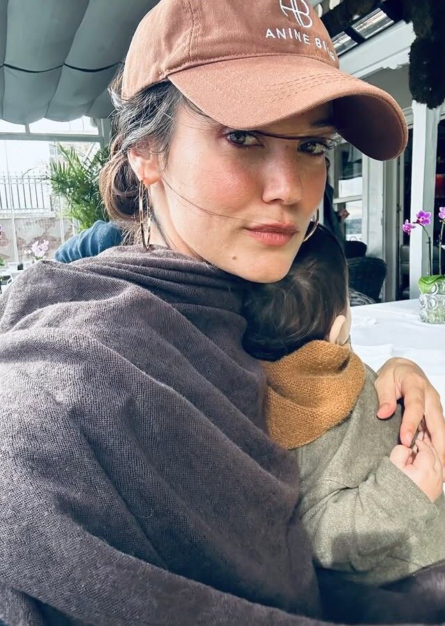 Pınar Deniz Ve Oğlu