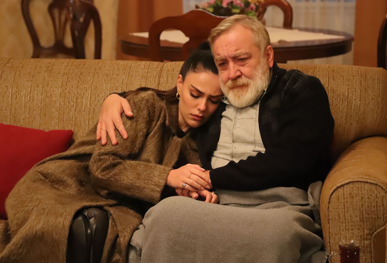 Trt 1’In Sevilen Dizisi Cennetin Çocukları’nda Kriz Büyüyor (3)