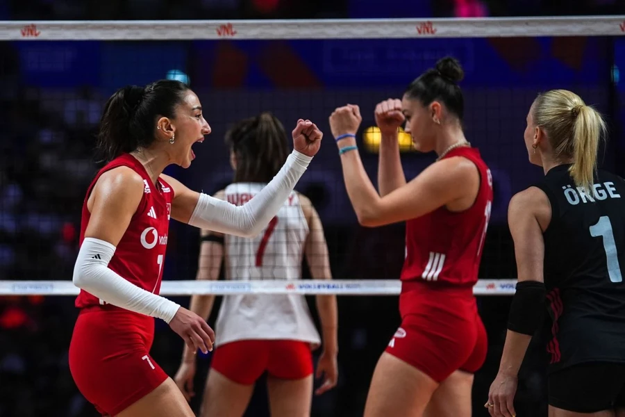 2026 Vnl Yarı Finali Türkiye Çin Karşısında Tarih Yazdı