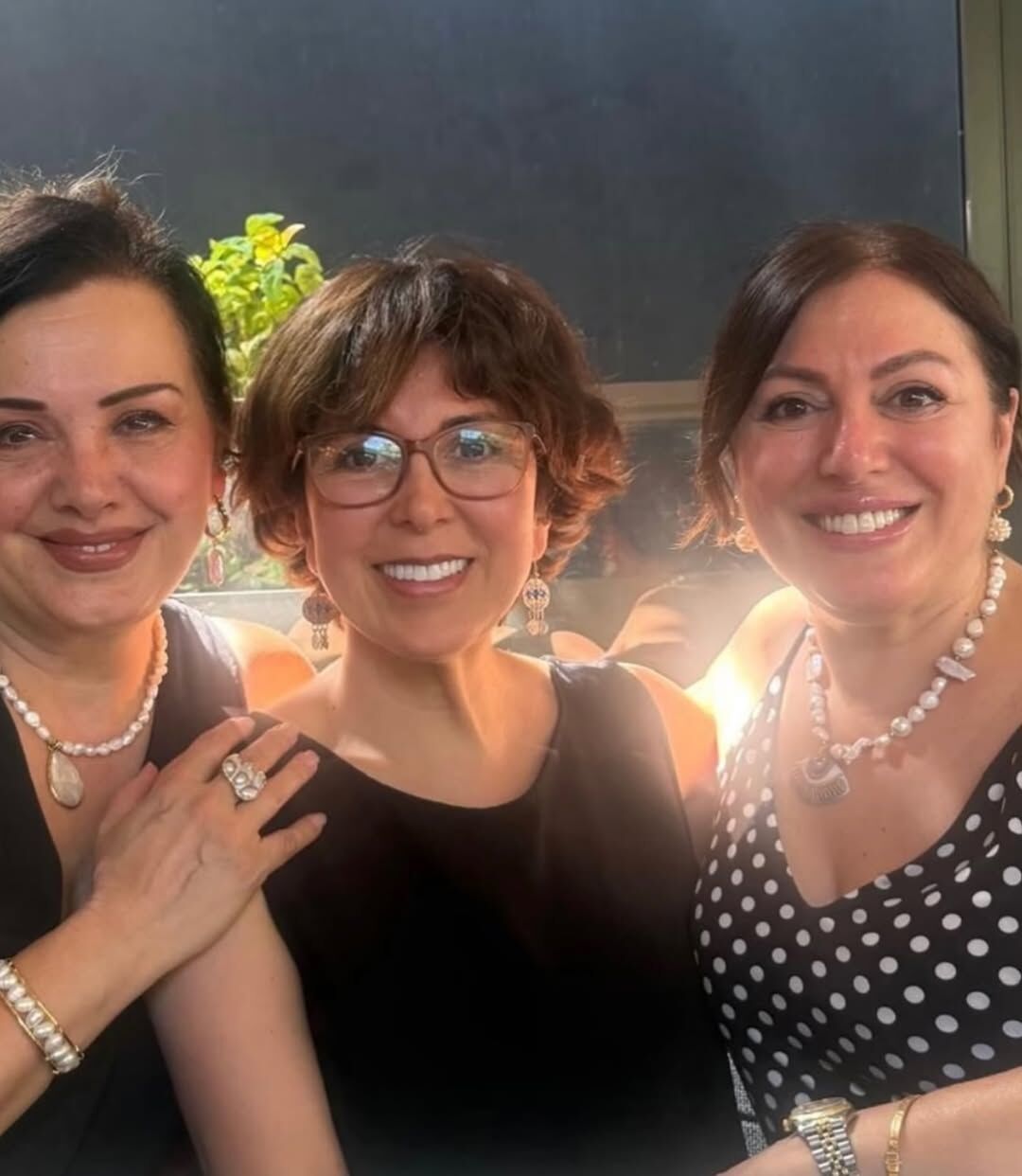 Esra Ceyhan Ve Müge Dağıstanlı Sürprizi! Bu Buluşma Ekranlara Dönüşün Habercisi Mi (2)