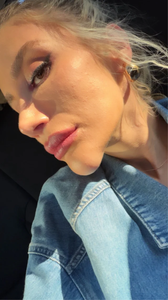 Irem Derici (2)-1