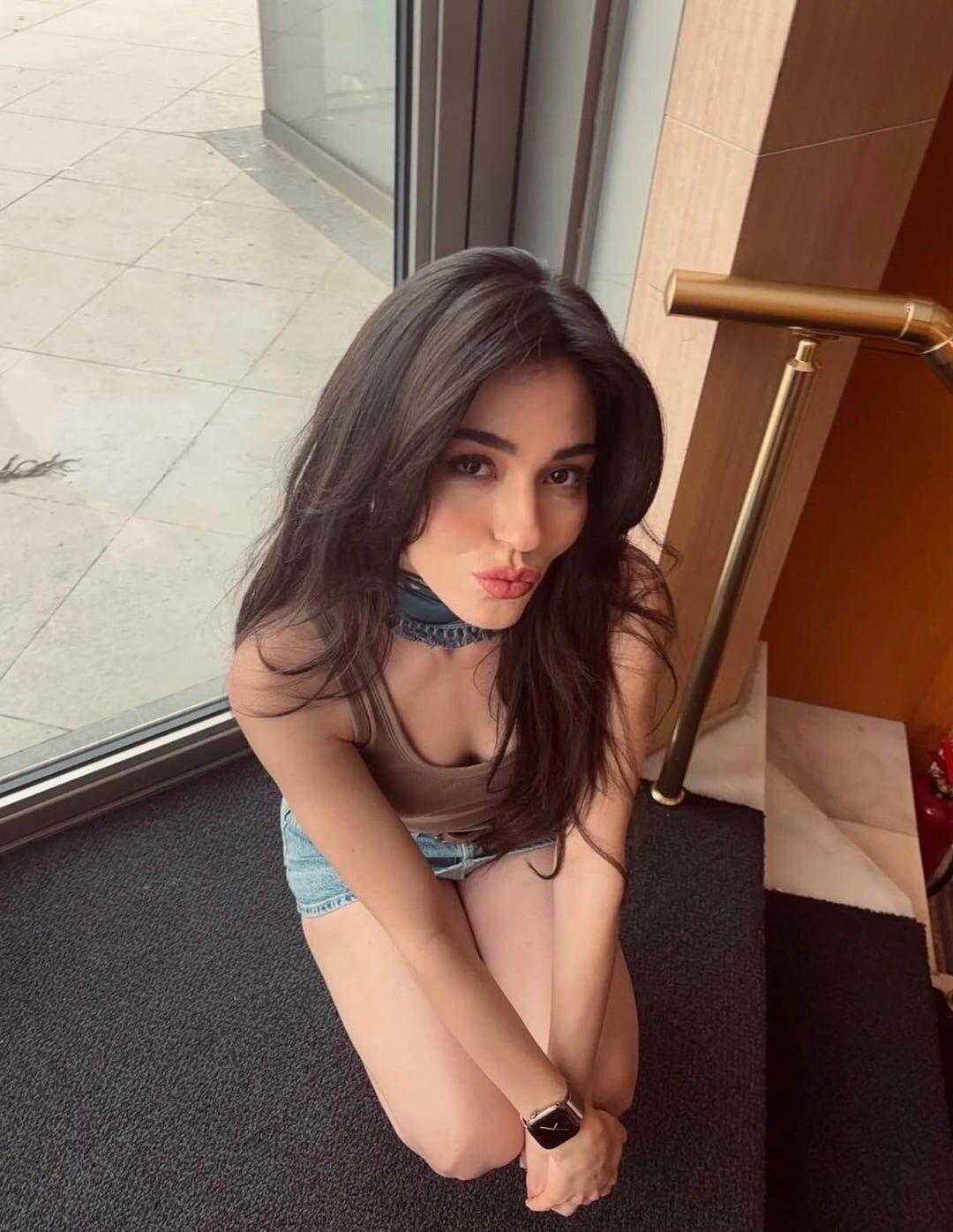 Meltem Akçöl (2)-1