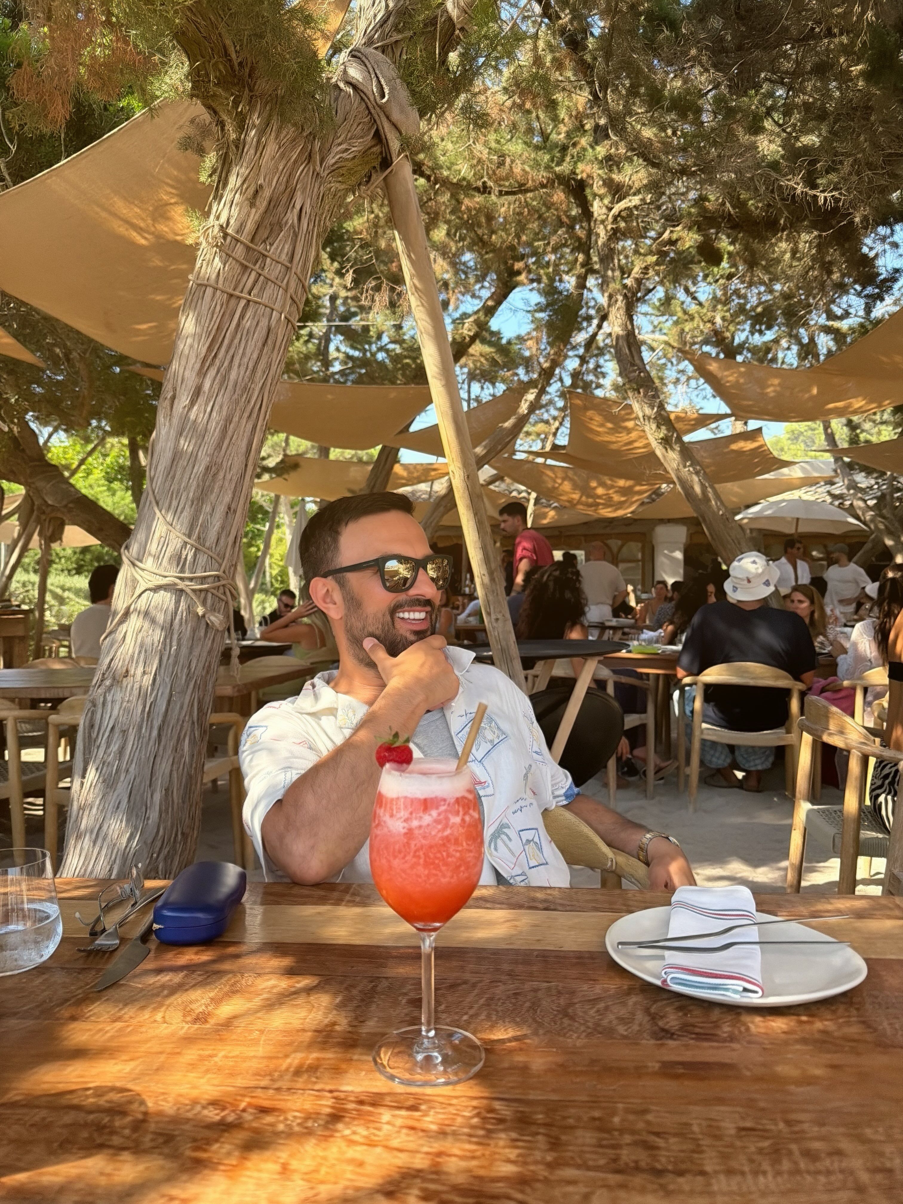 Tarkan İbiza Tatili (2)
