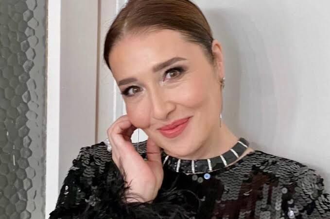 Yasemin Baştan (2)